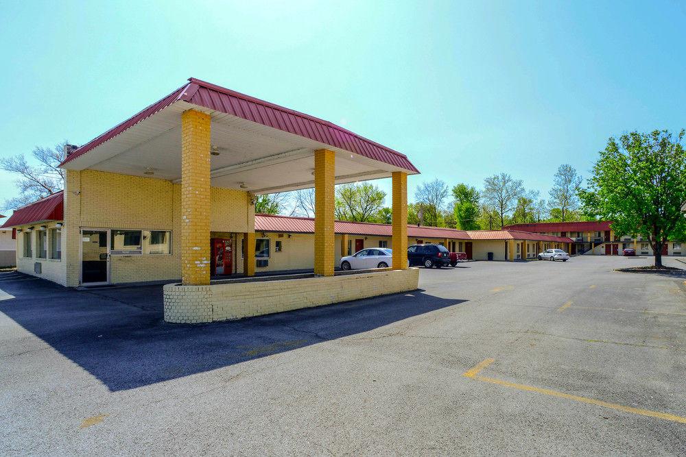 Econo Lodge Inn & Suites Carbondale Kültér fotó