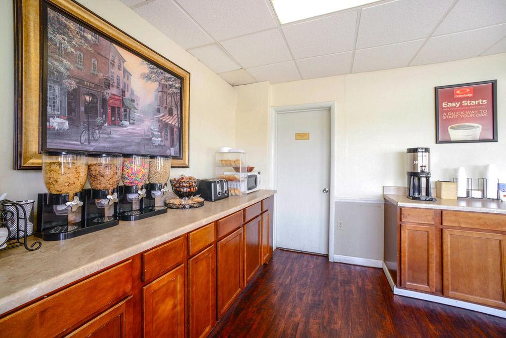 Econo Lodge Inn & Suites Carbondale Kültér fotó