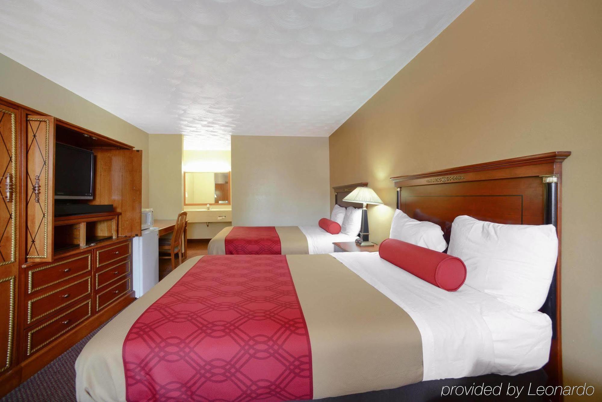 Econo Lodge Inn & Suites Carbondale Kültér fotó