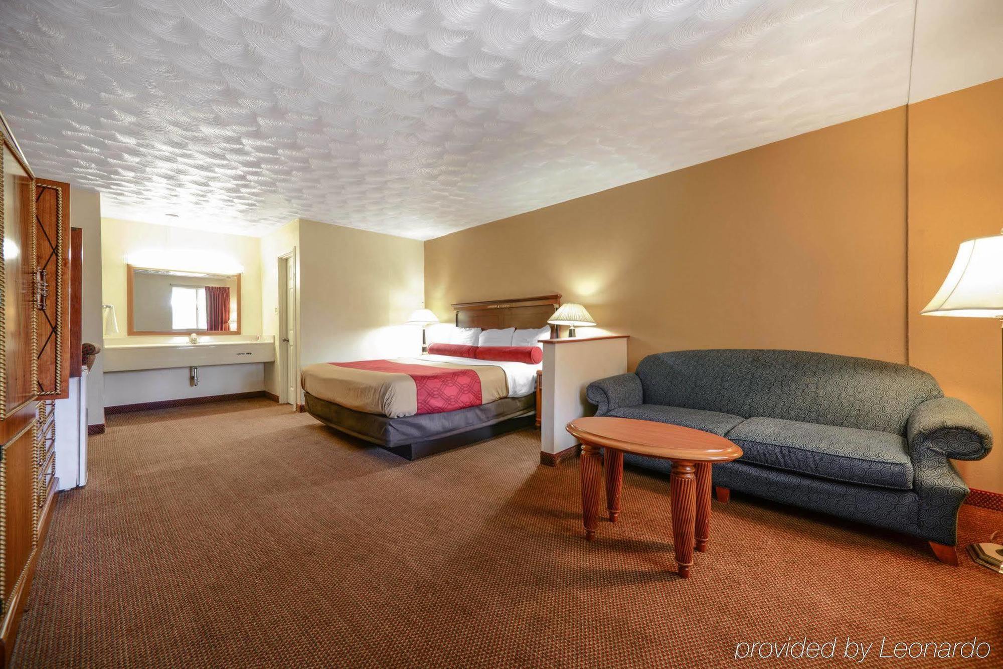Econo Lodge Inn & Suites Carbondale Kültér fotó