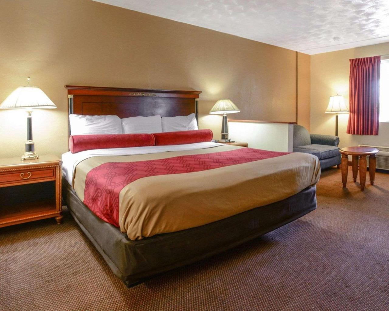 Econo Lodge Inn & Suites Carbondale Kültér fotó