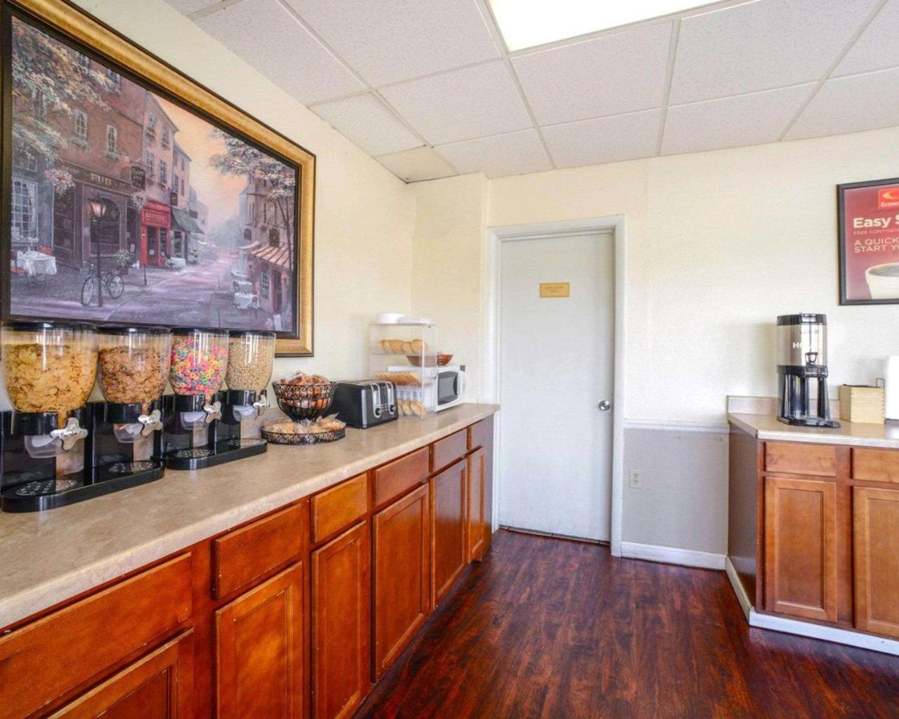Econo Lodge Inn & Suites Carbondale Kültér fotó