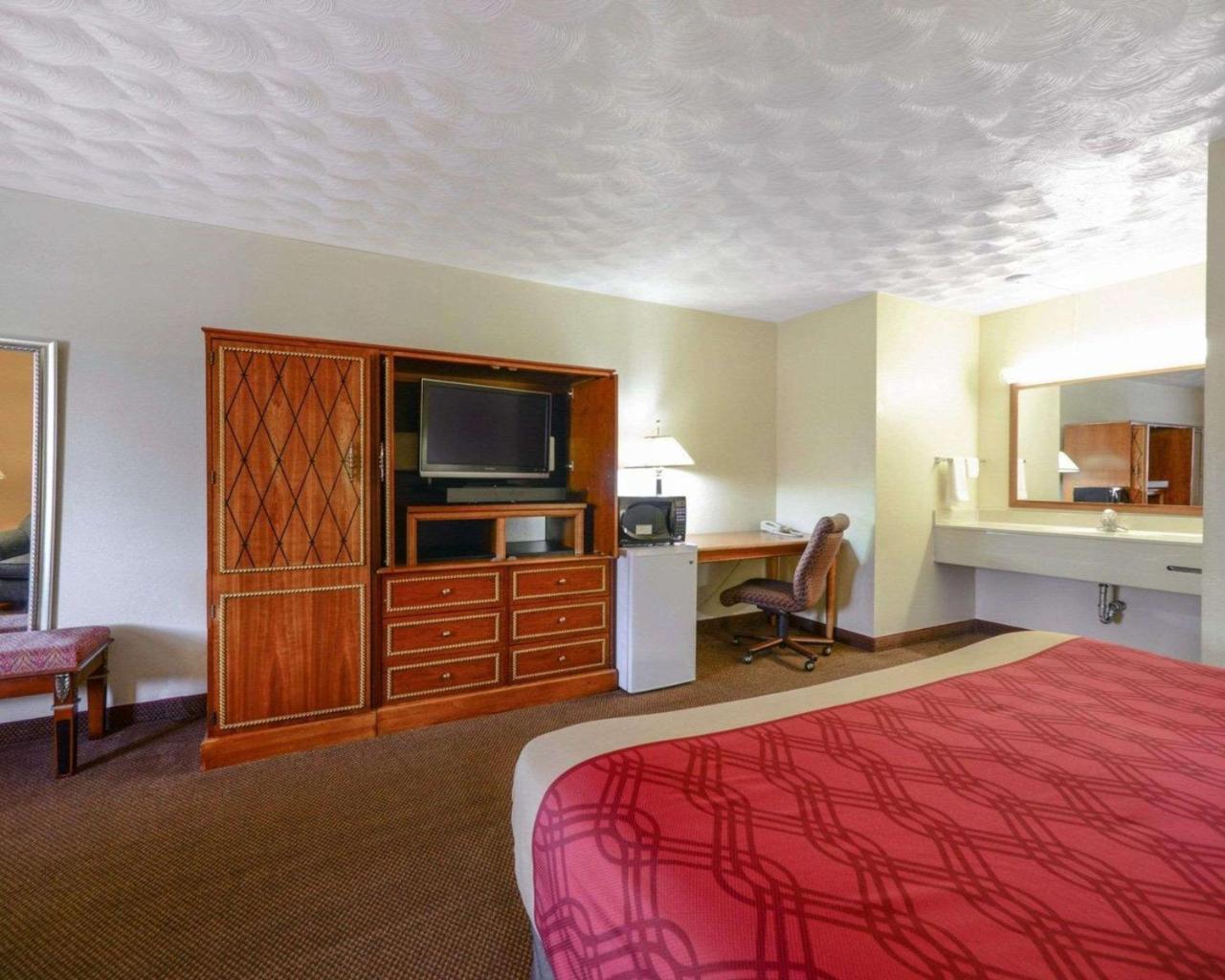 Econo Lodge Inn & Suites Carbondale Kültér fotó