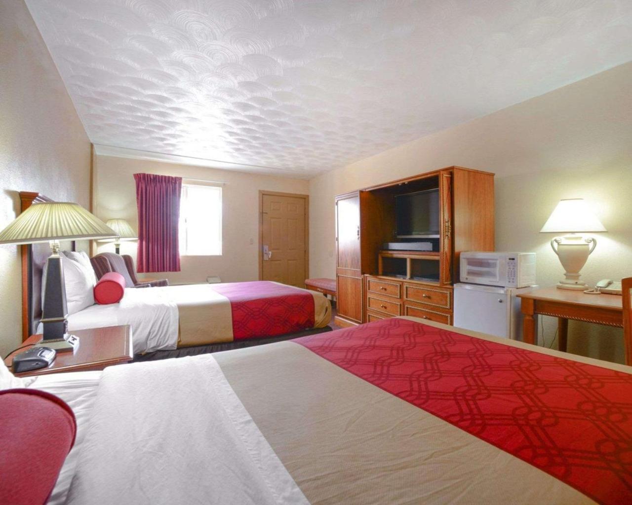 Econo Lodge Inn & Suites Carbondale Kültér fotó